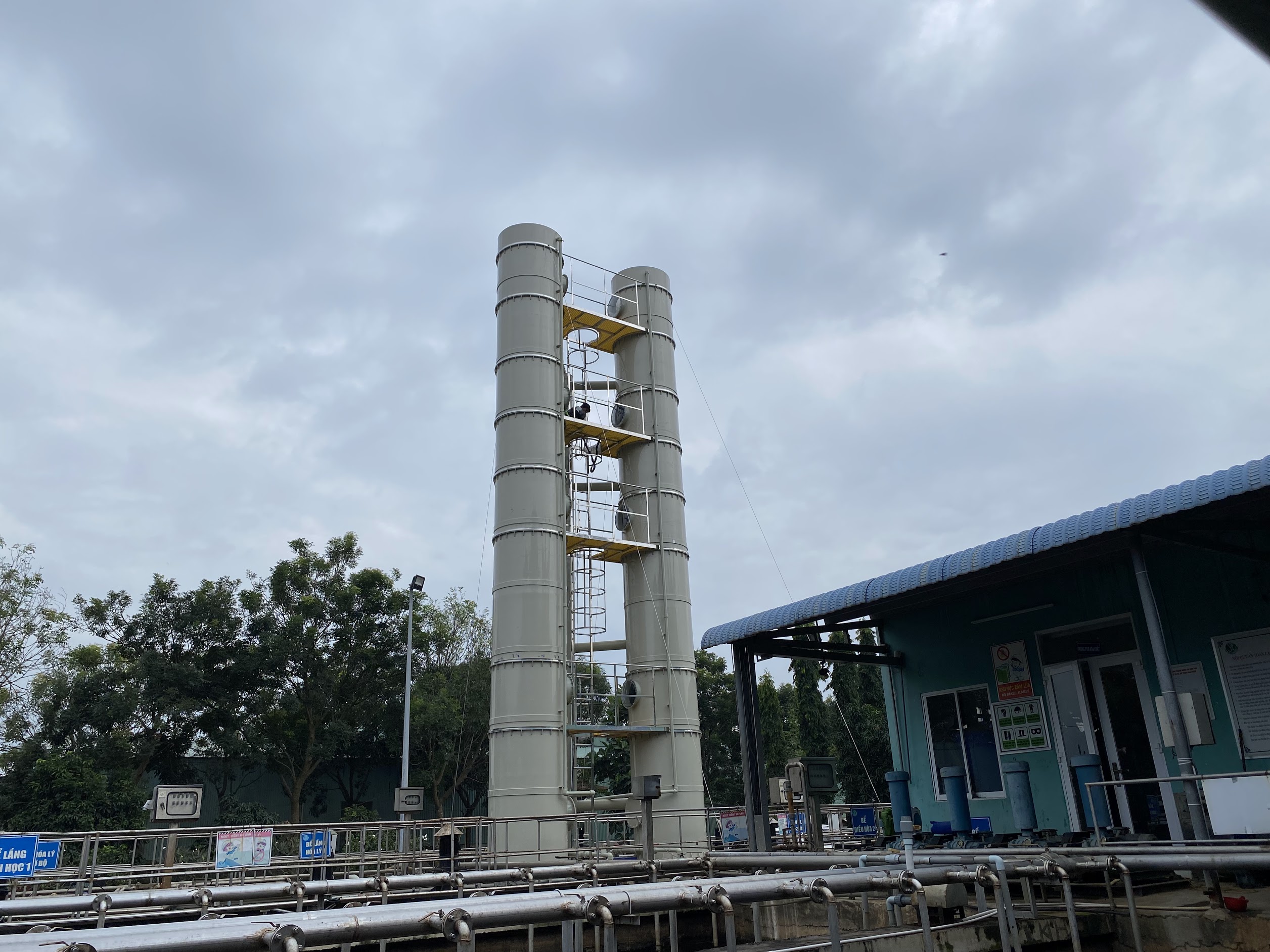 Công nghệ tháp Stripping trong xử lý nước thải rỉ rác – ảnh 3